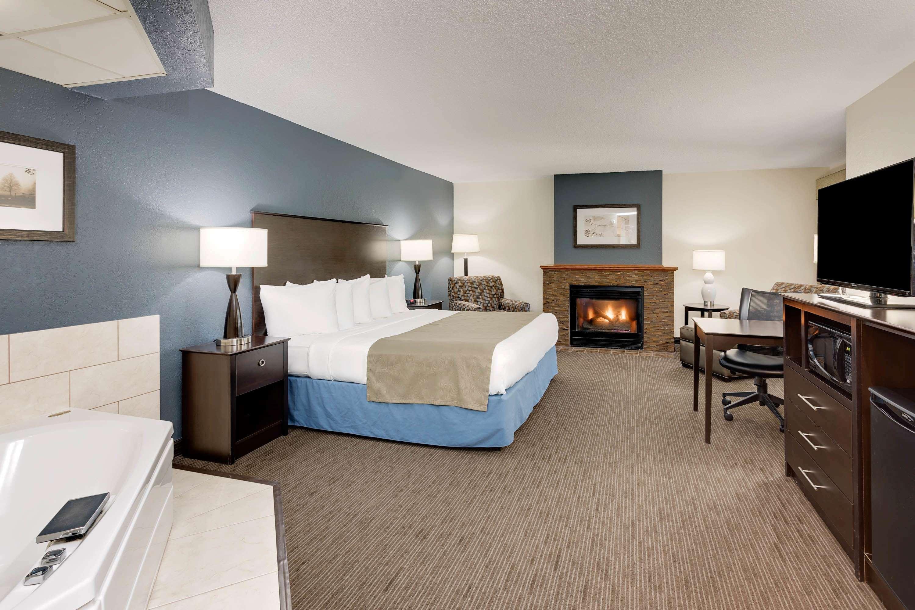 Hotel Baymont By Wyndham Owatonna Extérieur photo