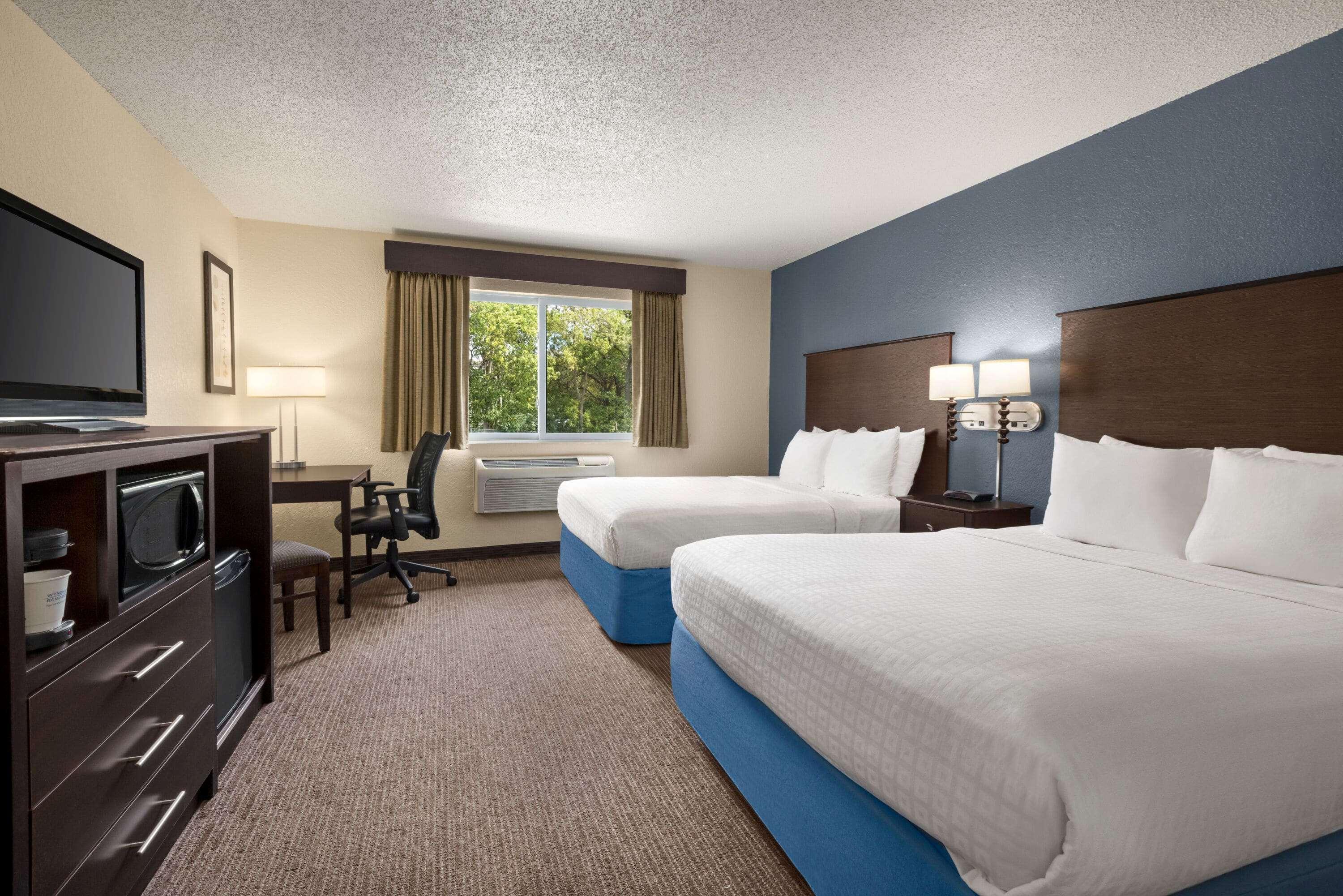 Hotel Baymont By Wyndham Owatonna Extérieur photo
