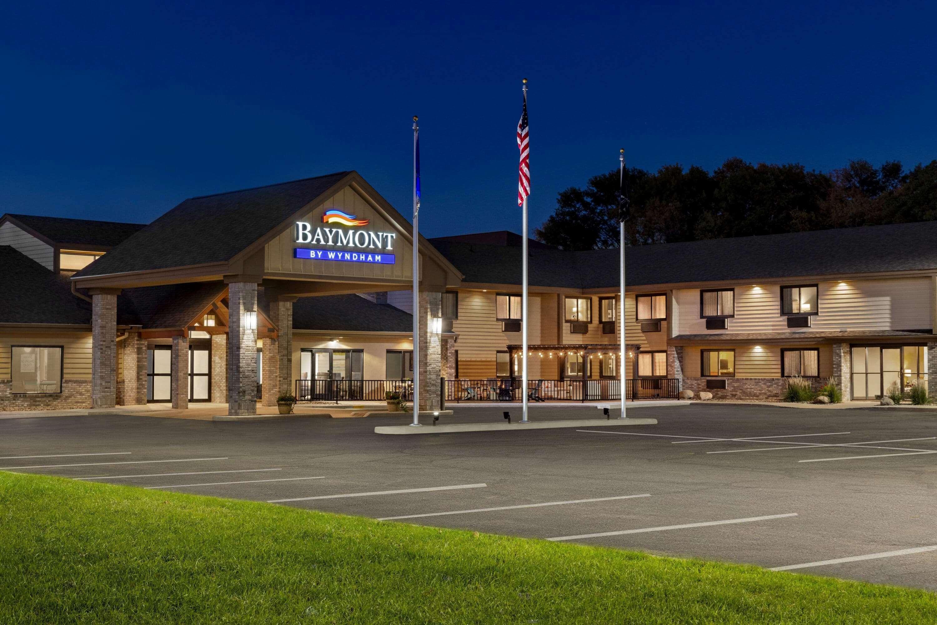 Hotel Baymont By Wyndham Owatonna Extérieur photo