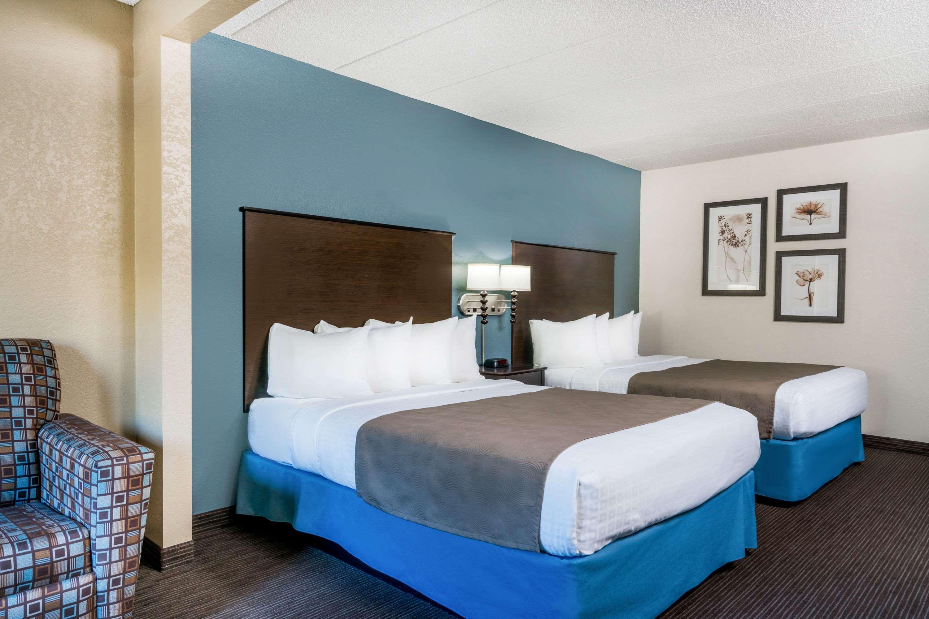 Hotel Baymont By Wyndham Owatonna Extérieur photo