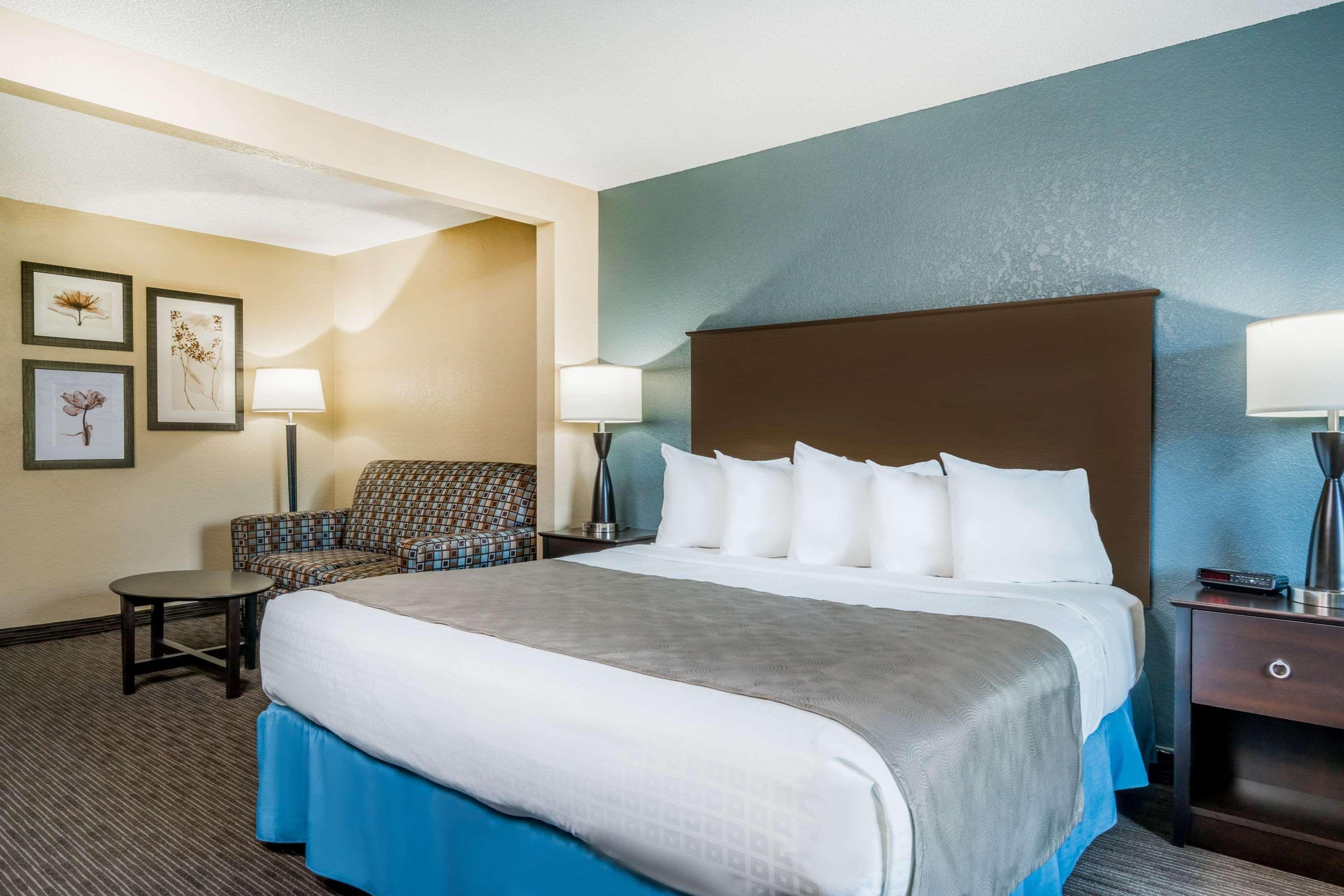 Hotel Baymont By Wyndham Owatonna Extérieur photo