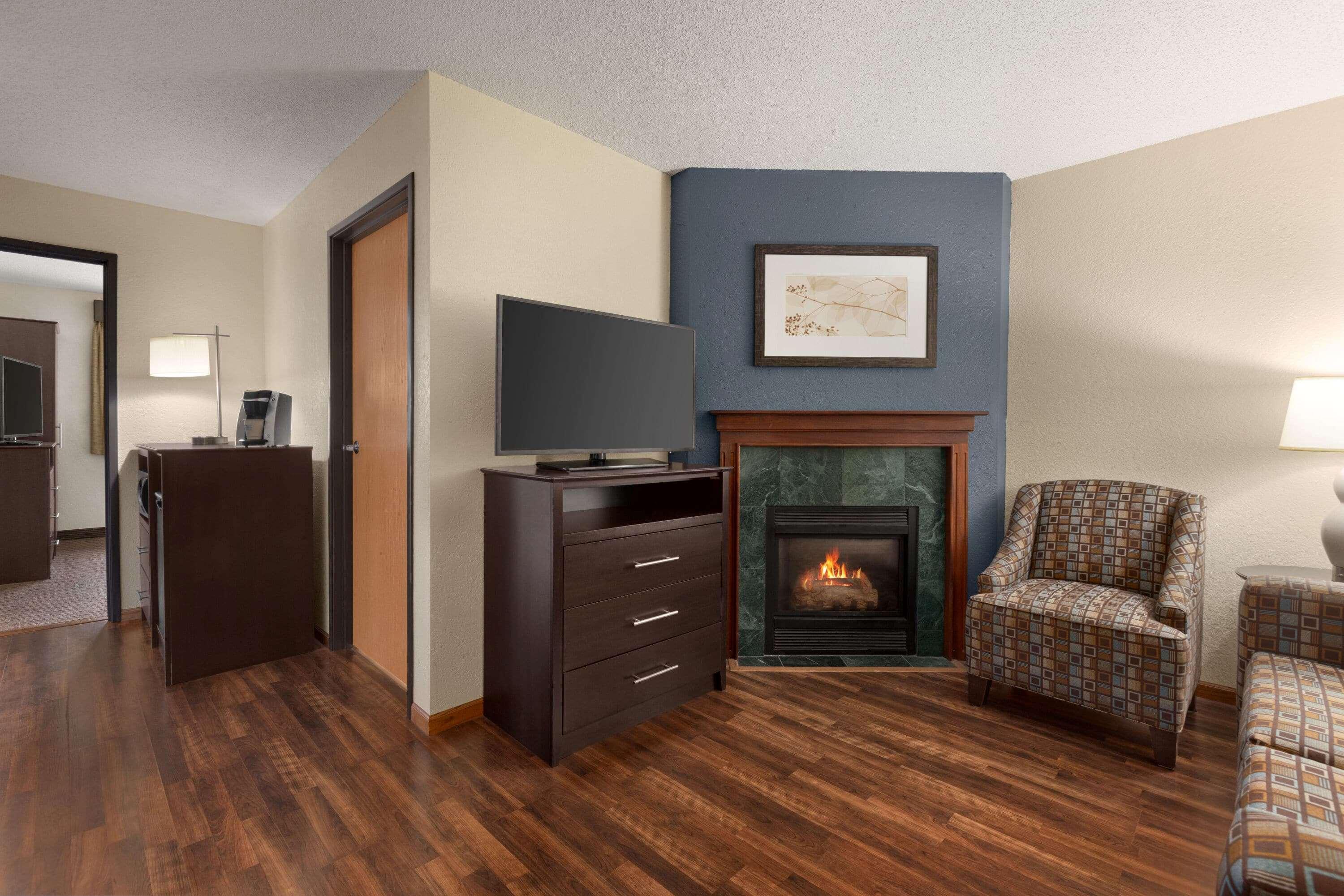 Hotel Baymont By Wyndham Owatonna Extérieur photo