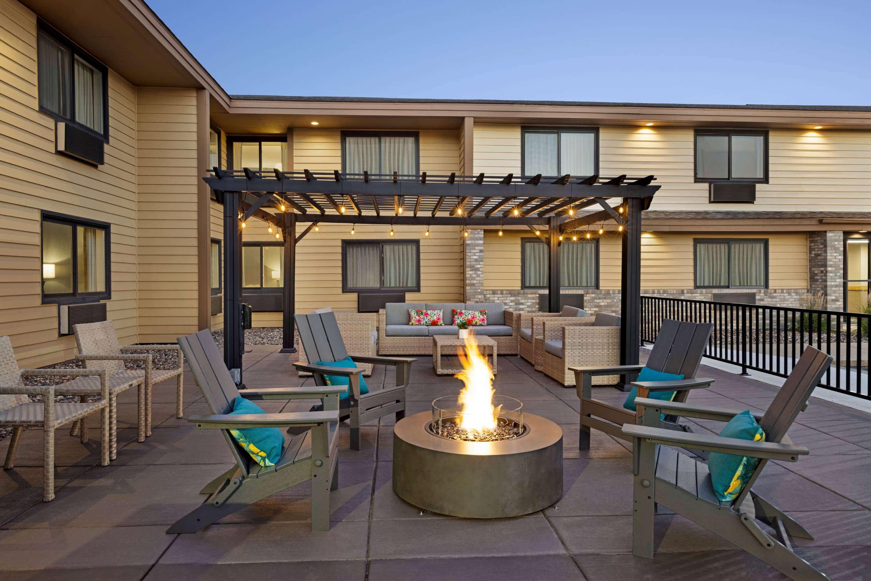 Hotel Baymont By Wyndham Owatonna Extérieur photo