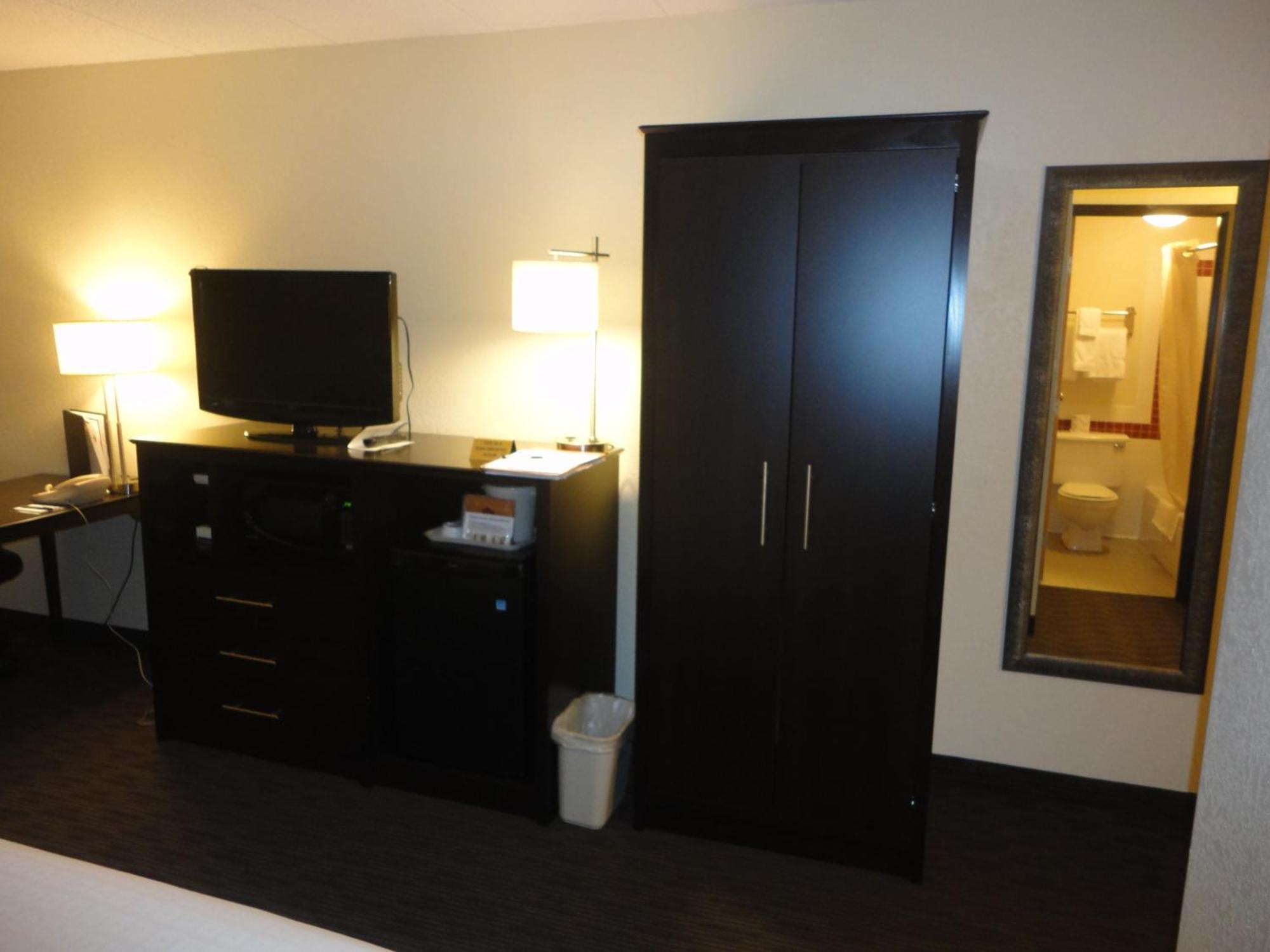 Hotel Baymont By Wyndham Owatonna Extérieur photo